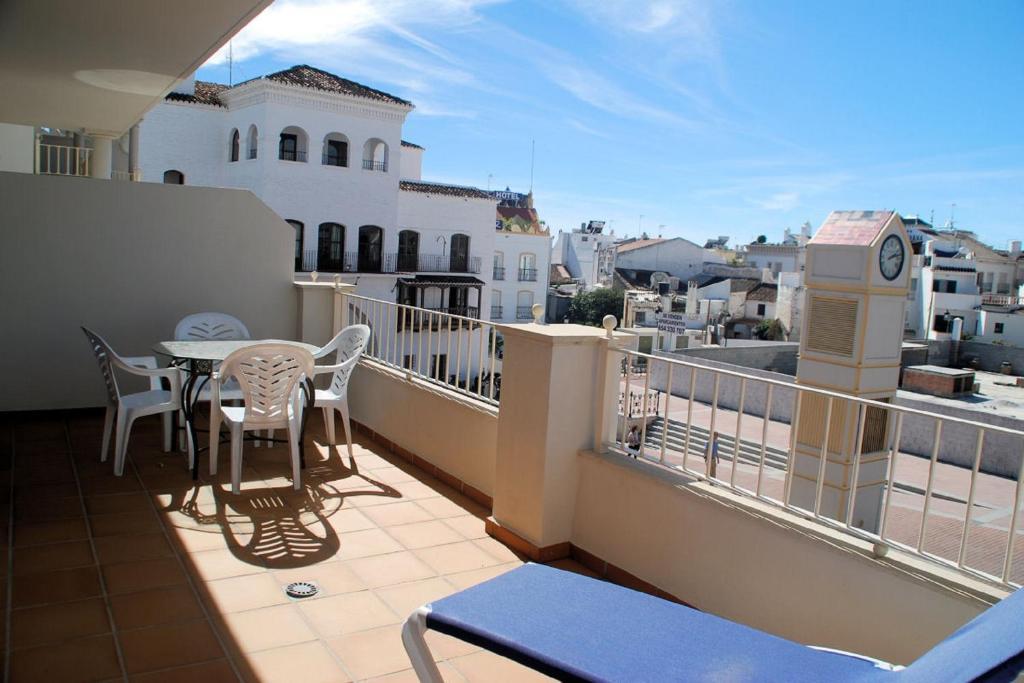 Apartamentos Plaza Nerja Pokoj fotografie
